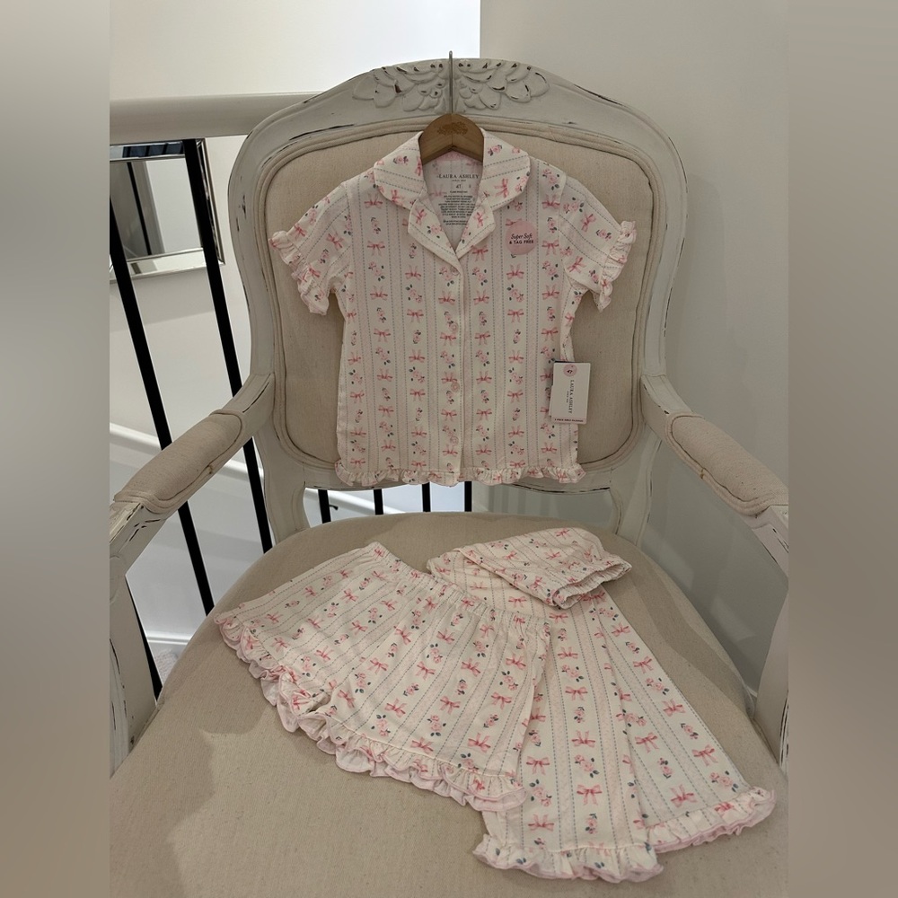 🩰 4T Laura Ashley Rosebud & Bows Pink Ruffle Toddler Pyjama 3 Piece Set NWT